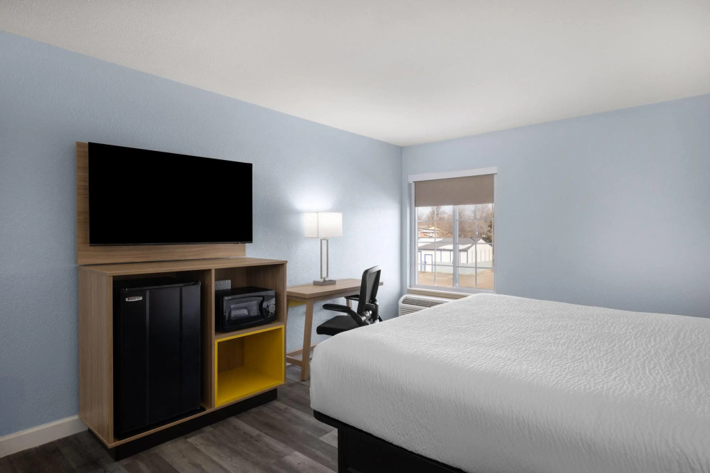 Days Inn by Wyndham Dodge City