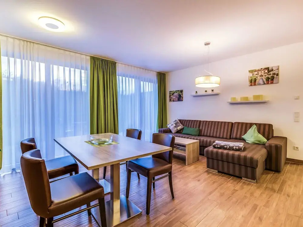 Apartment in Leipzig Near Stormthaler Lake