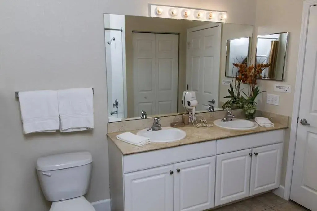 Lucaya Village - 3 BR Townhome Club House with Fitness Room - FID 4010
