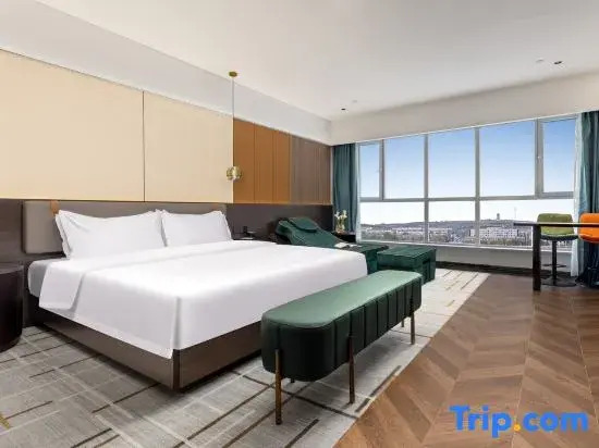 Pure Silvan Hotel