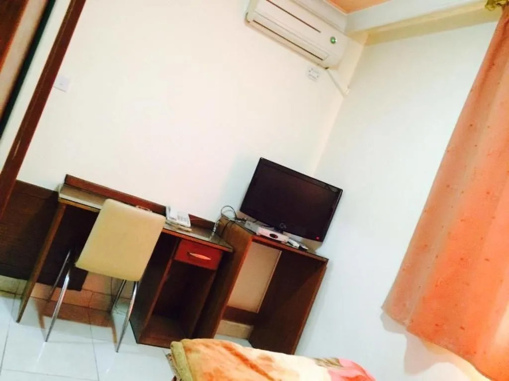 Al Reem Hotel Apartments
