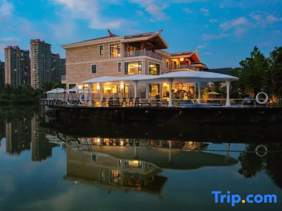 Mingmen Lakeview hotel