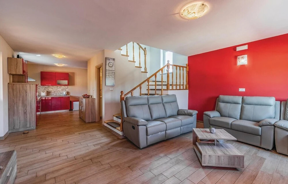Amazing Home in Jasenovica With Wifi, Outdoor Swimming Pool and 4 Bedrooms