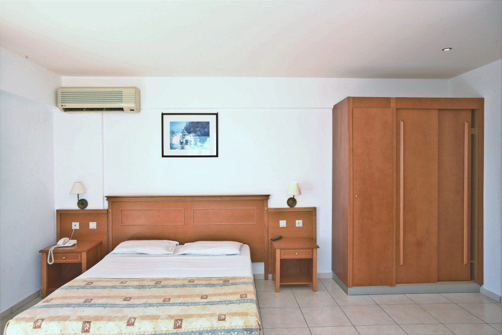 Semiramis Village Hotel
