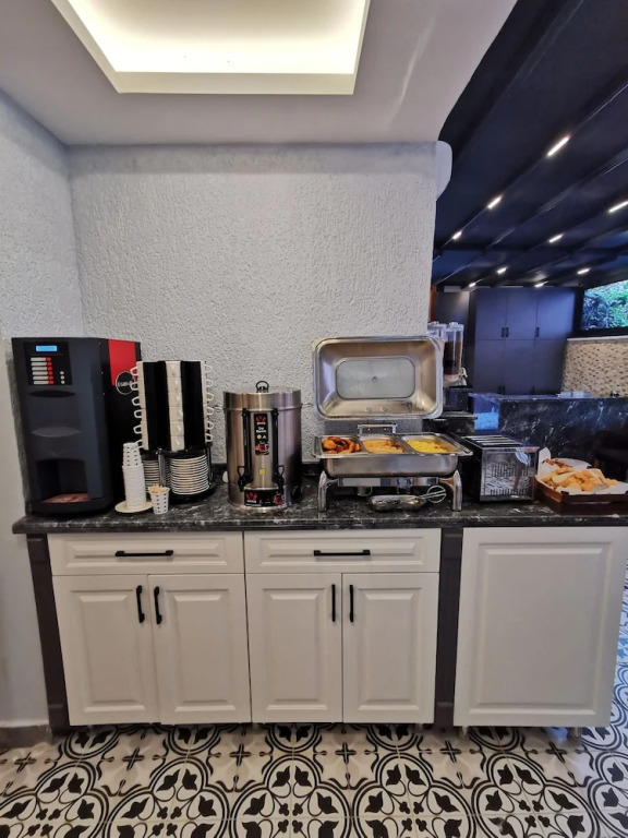 Luxx Garden Hotel