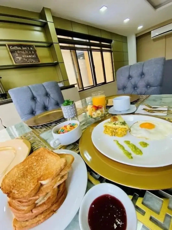 Hotel Madriggal