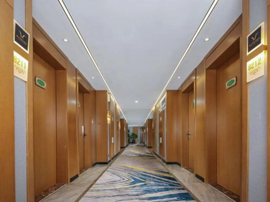 Vienna3Best Hotel(Shijiazhuang Luancheng Runfeng Logistics Park store)