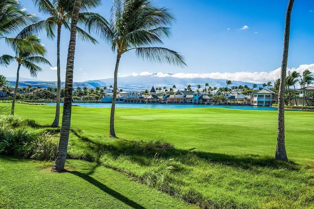 Fairway S Waikoloa A21 2 Bedroom Condo by RedAwning