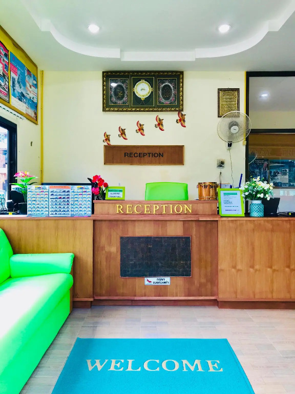Lanta L.D. Beach Bungalow