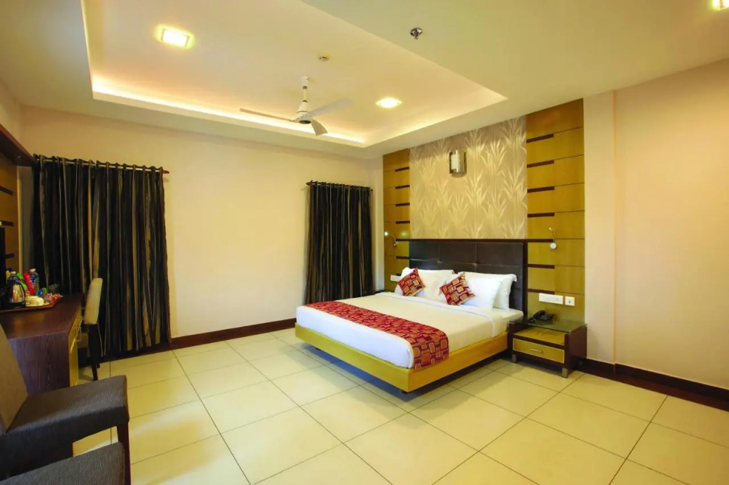 Aswathy Hotel