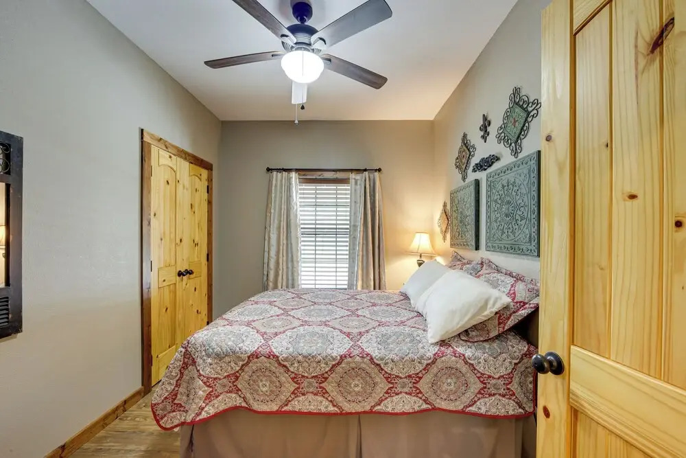 Jefferson Vacation Rental With Golf Cart!