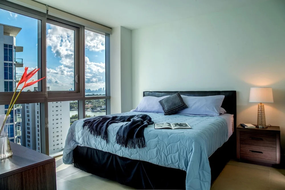 Cote D'Azur Ocean Apartments Miami Beach