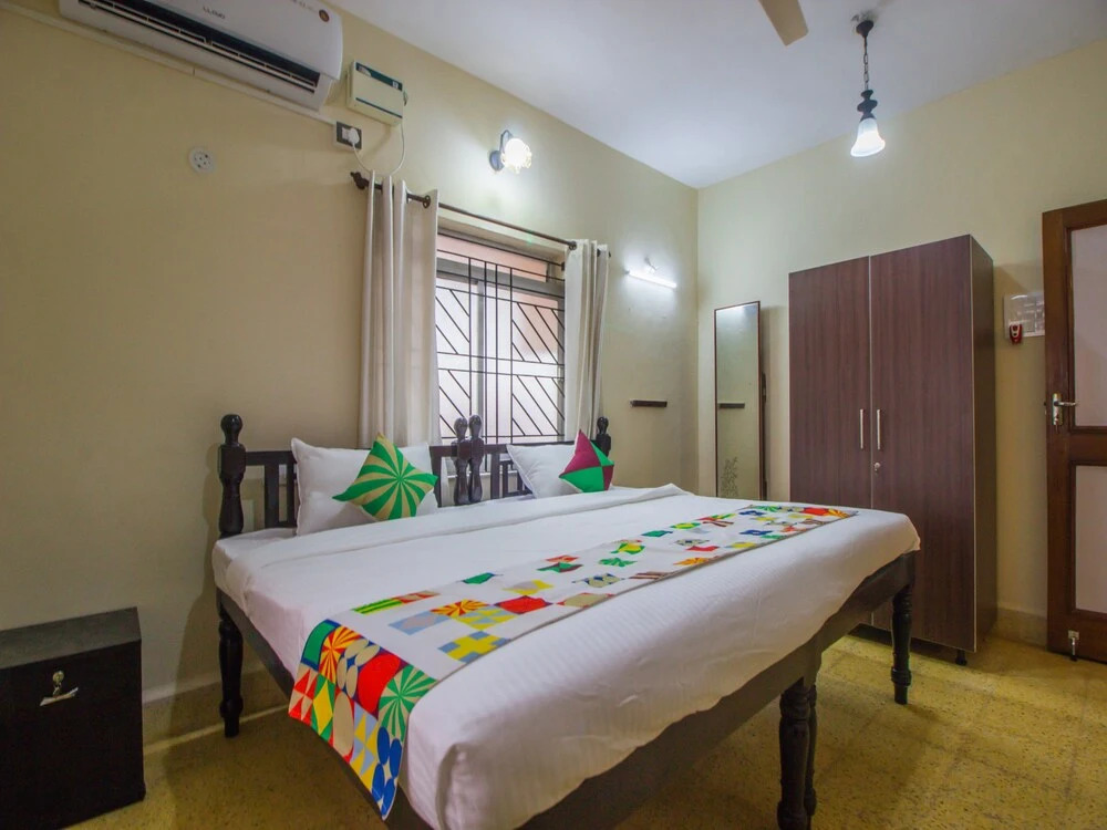 OYO 15470 Home Graceful 3BHK Villa Miramar