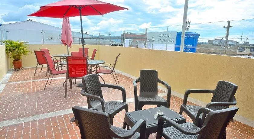 La Pera Hotel