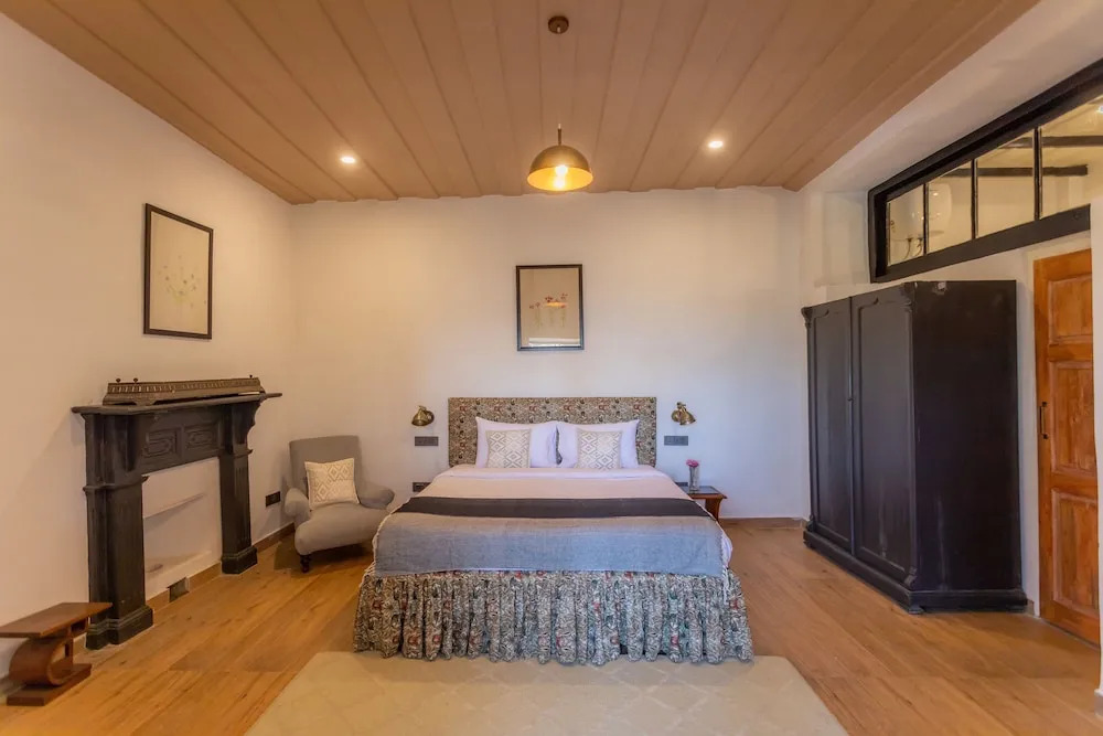 Seclude Shimla, Taraview