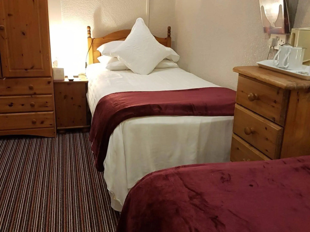 Rock Dene Hotel