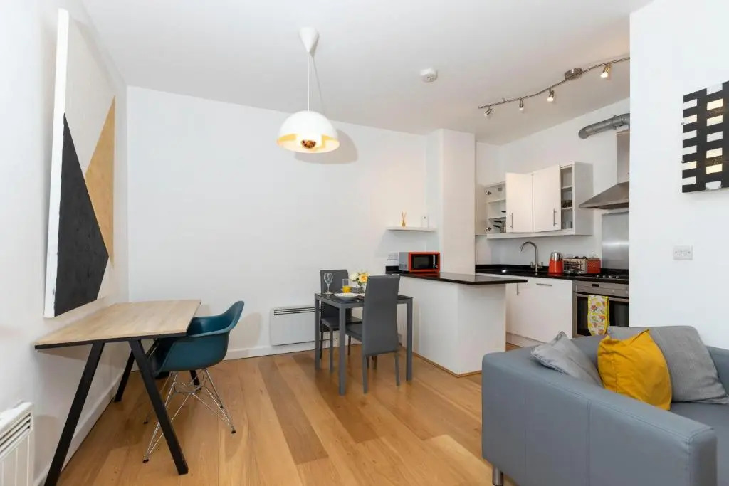 Leicester Luxury Apartments - Cherub