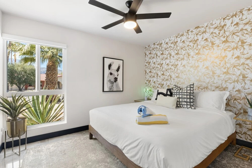 The Llama House by Avantstay Featured on Hgtv, Resort Style, Pool & Spa! Permit#4277