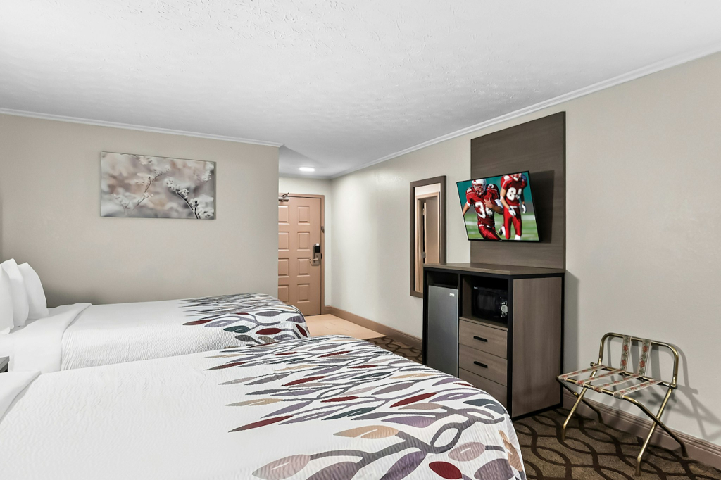 Guesthouse Inn & Suites Lexington