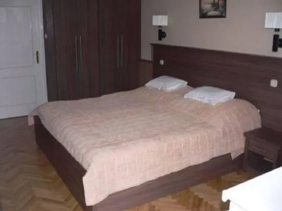 Szilfa Étterem Mariann Apartman