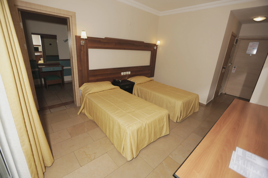 Faros Premium Beach