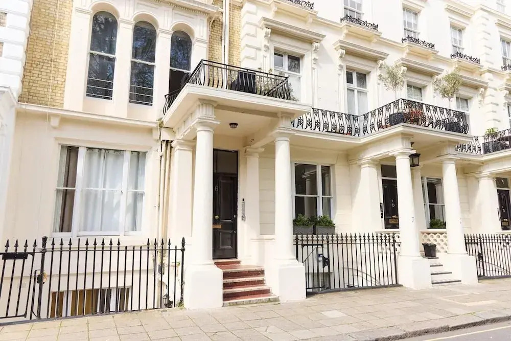 Summer Family Terrace Apartment - Central Location