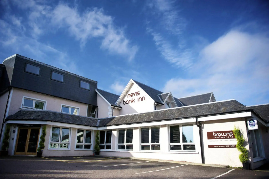 Nevis Bank Inn