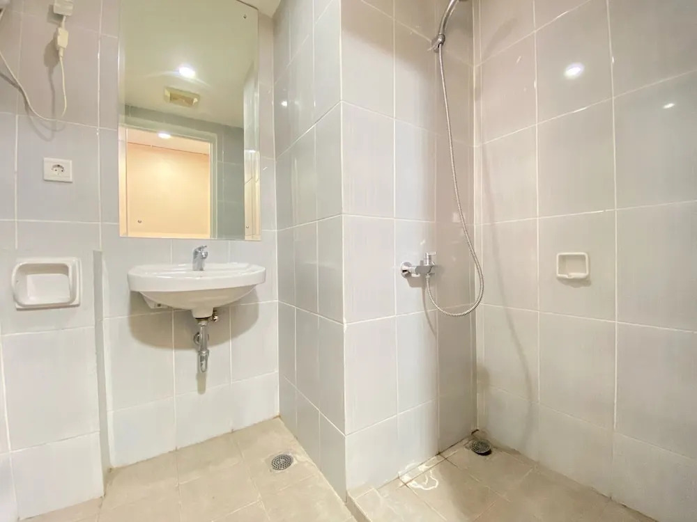 Luxury Spacious 3Br Apartment At Newton Residence Bandung