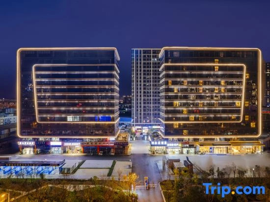 Kunming Lirui Hotel (Plateau Pearl International Trade City)