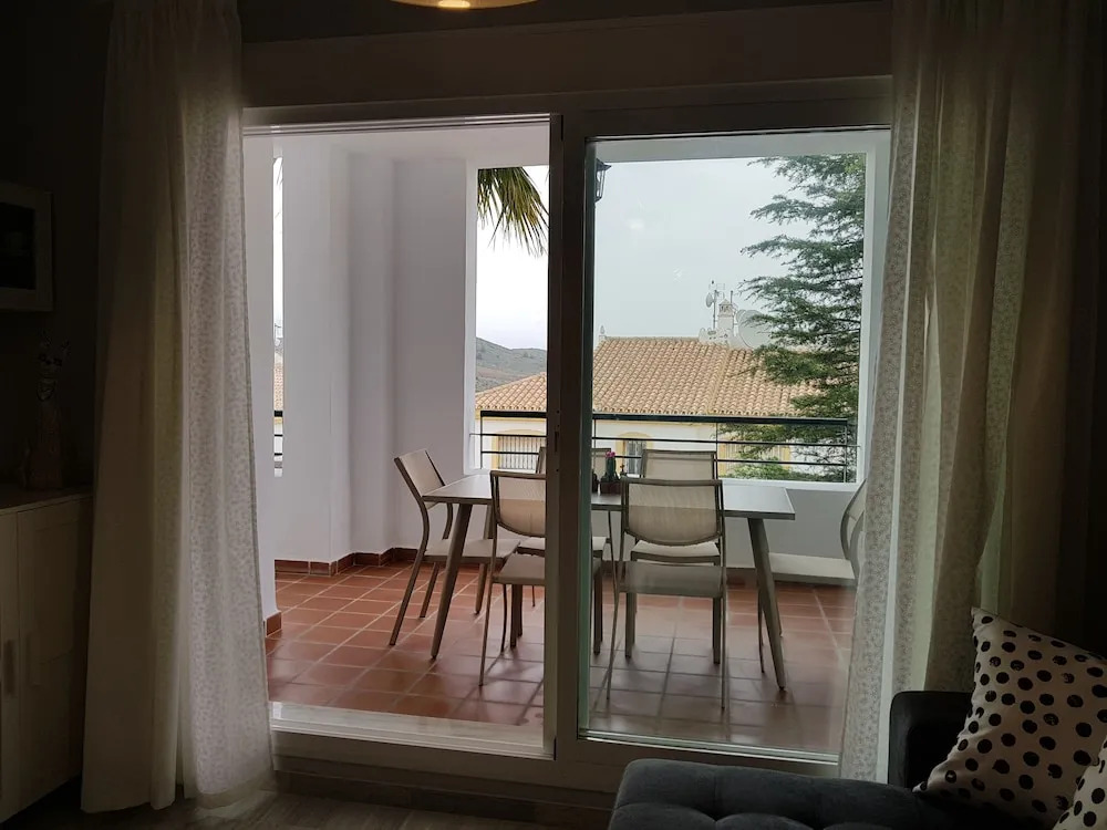 Las Brisas 33