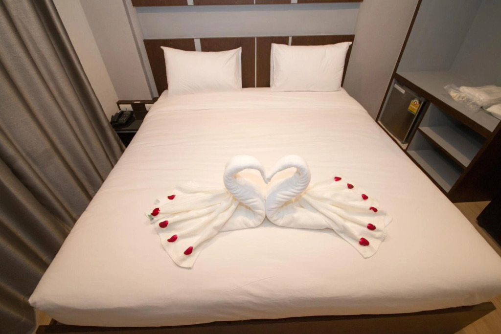 The Y Smart Hotel