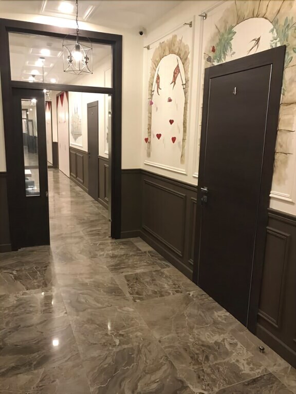 Leon Hotel