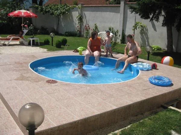Family Hotel Iv