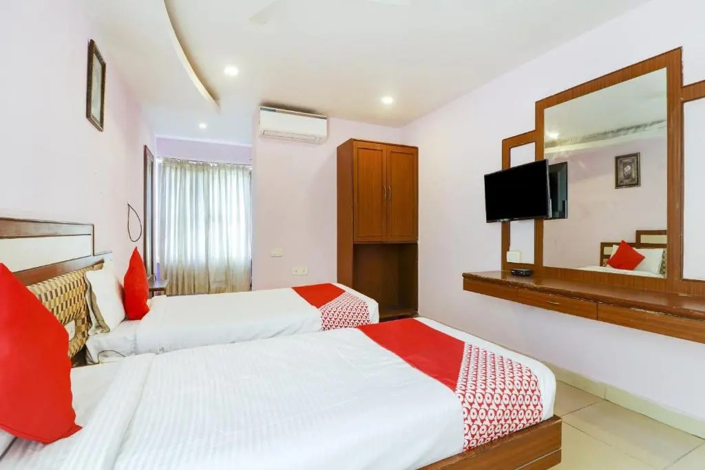 Super Hotel O Vaishnavi Palace
