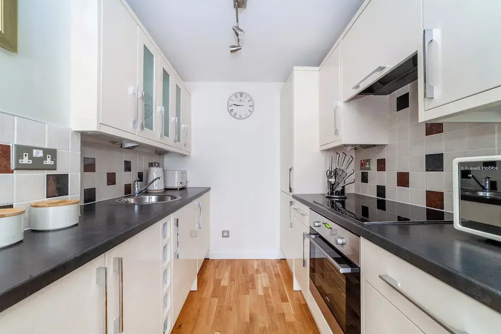 Trendy Flat in St Katharine