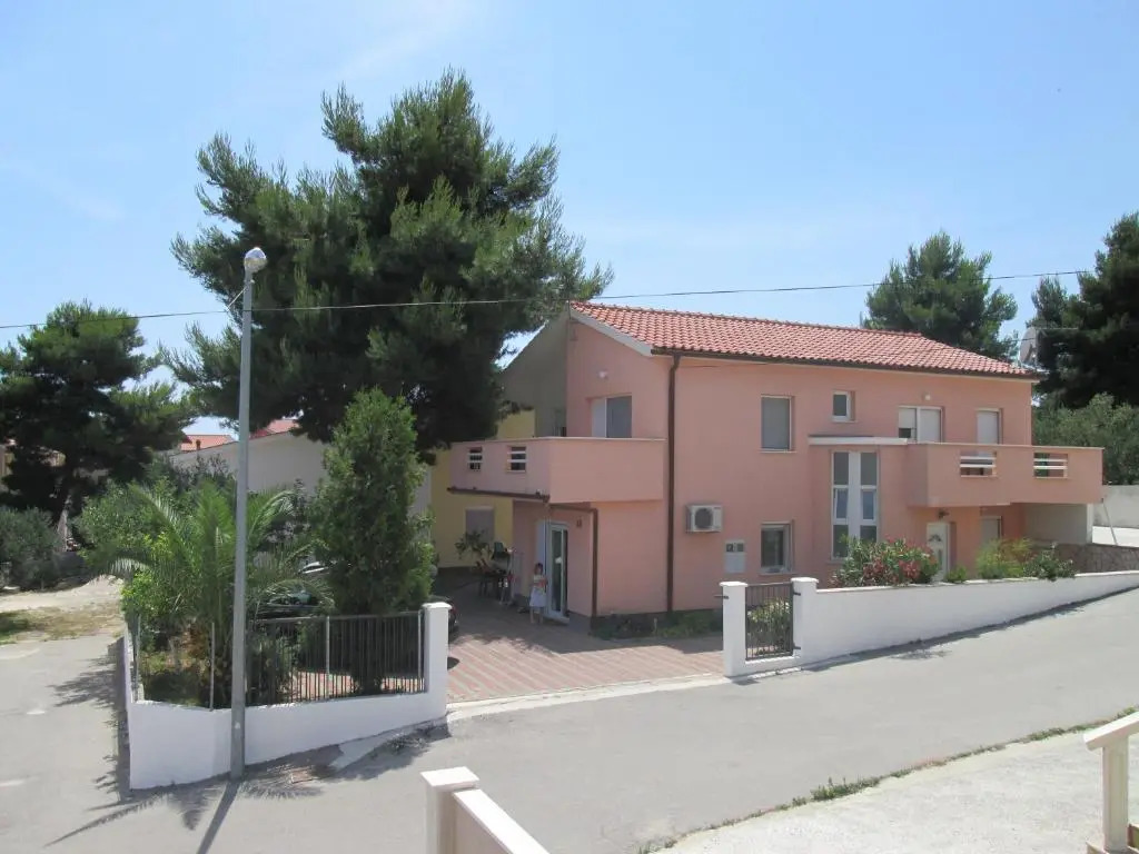 Apartments Luvi