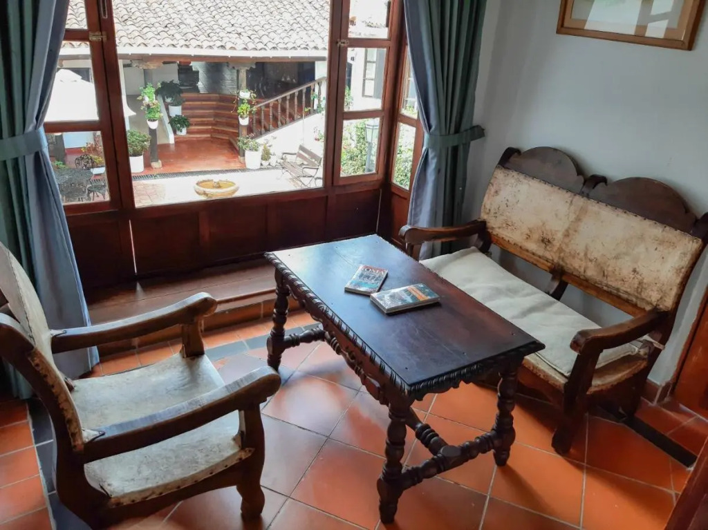 Hotel Mesón de los Virreyes