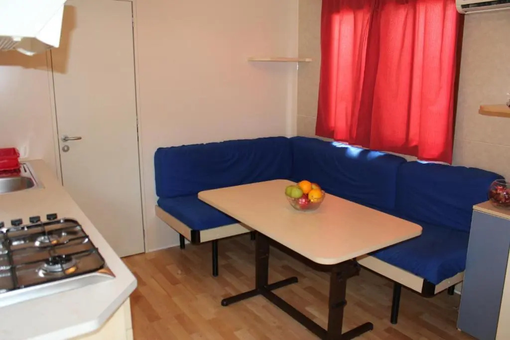 Mobile Homes Rapoća