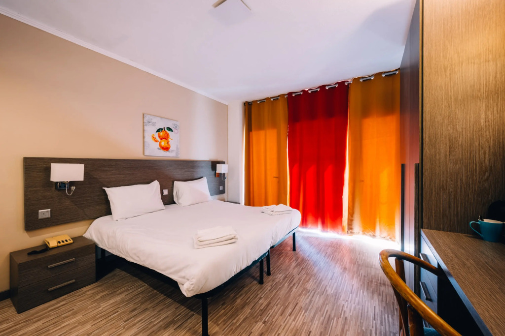 Primera Hotel