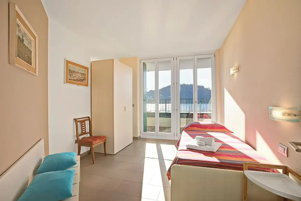 Sogno Sul Lago Lake Front