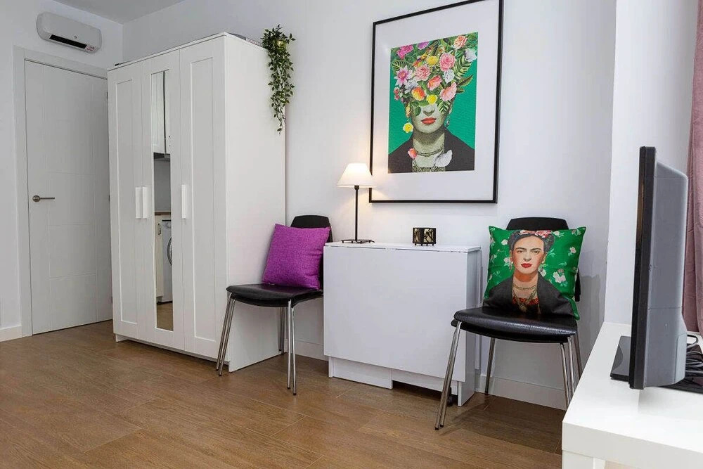 Cozy Studio in Central Madrid - 4mins to Metro