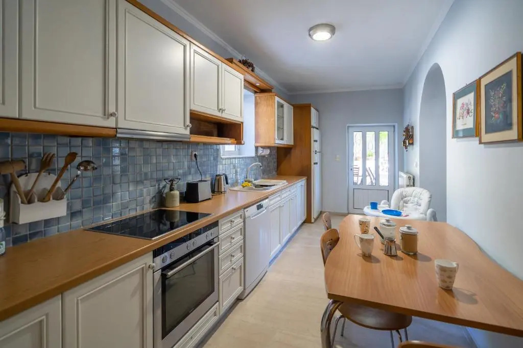 Dryades Villa
