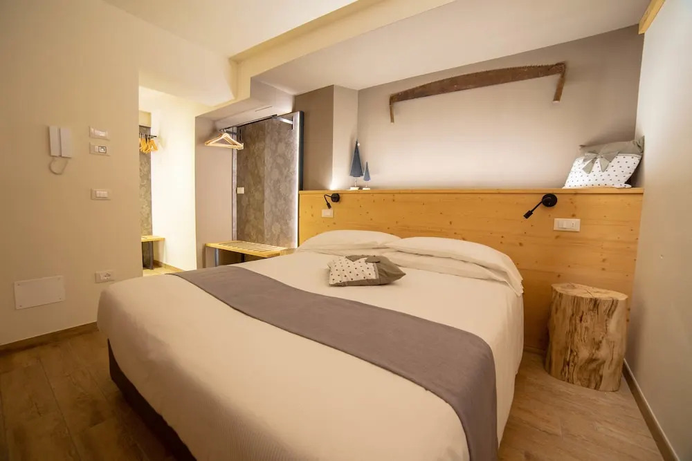Wanderlust B&B