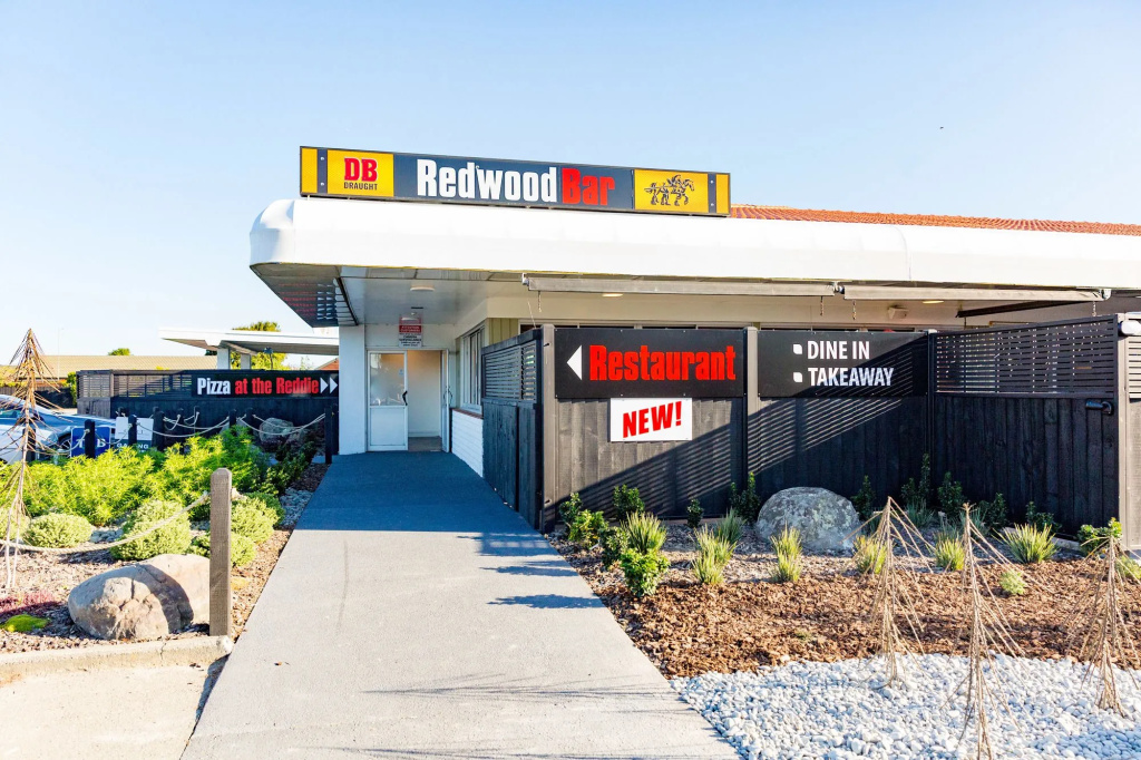 The Redwood Hotel
