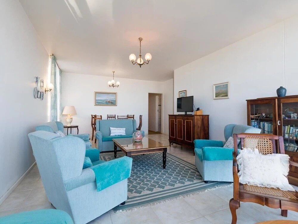 1208 St Tropez