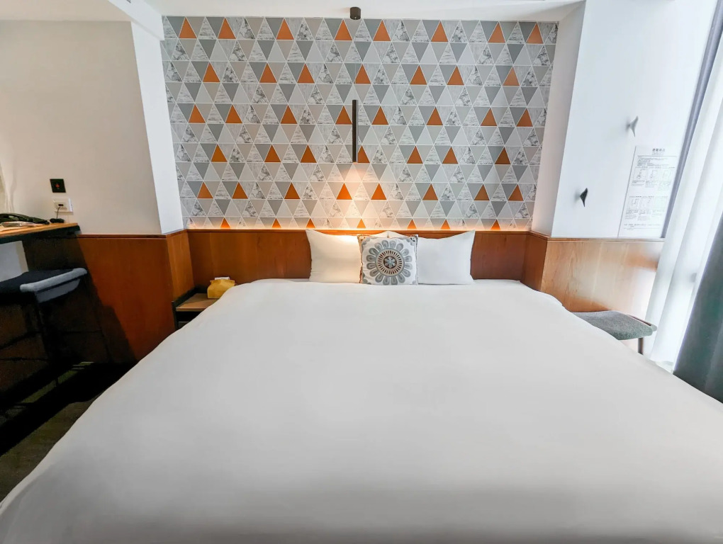 CHECK inn Taichung Zhongshan