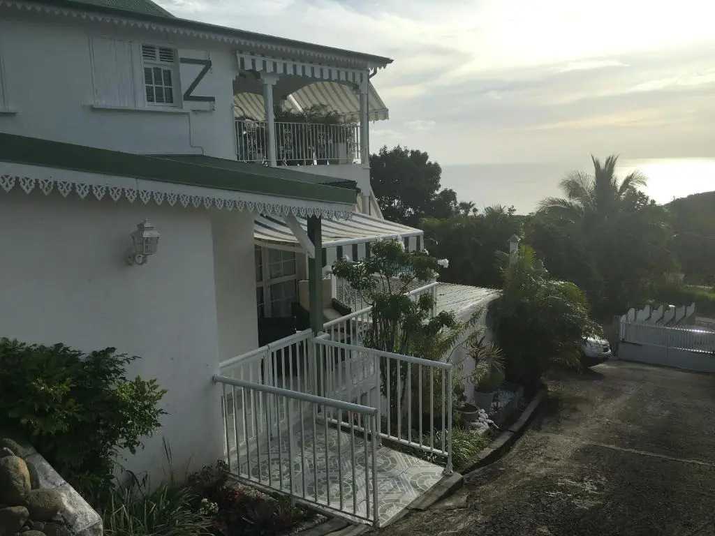 La Nicotoria Apartments