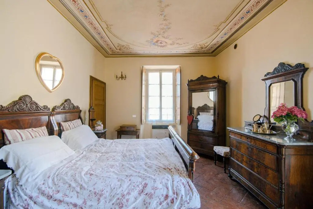 Charming House Bice - by MyHomeInComo