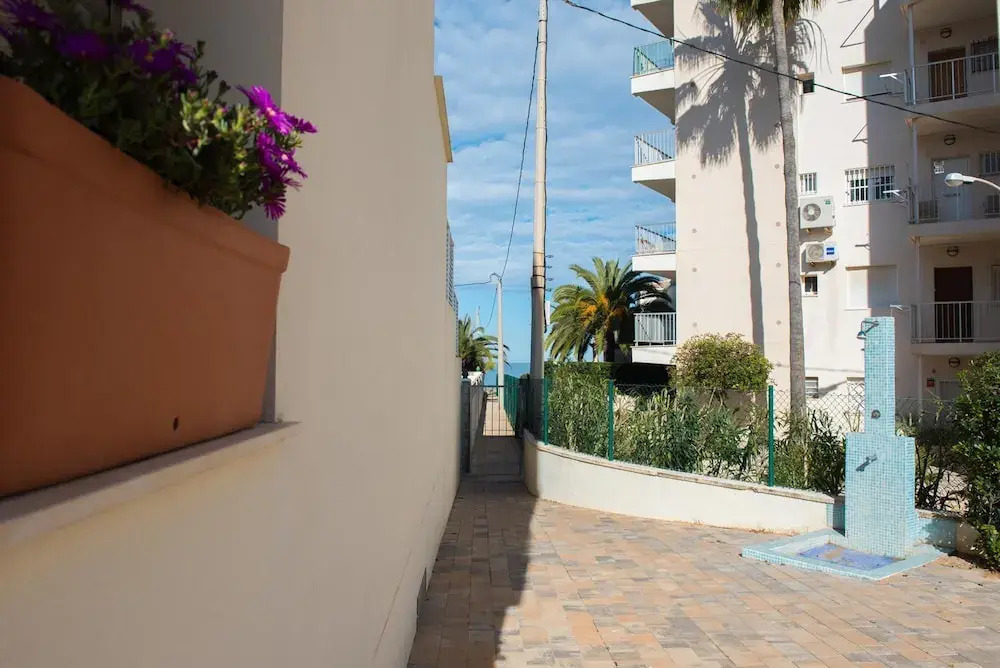 Marina B1 in D nia With 3 Bedrooms and 2 Bathrooms