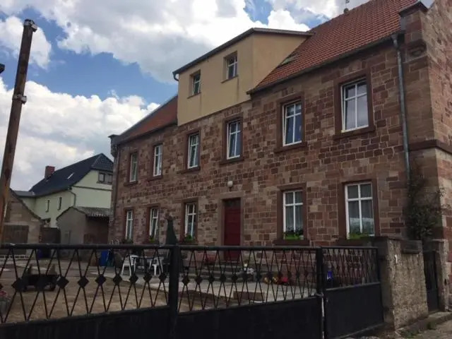 Karsdorf nahe Kanustation im Burgenlandkreis